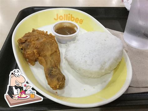 Jollibee fast food, Makati, 69 Makati Ave .